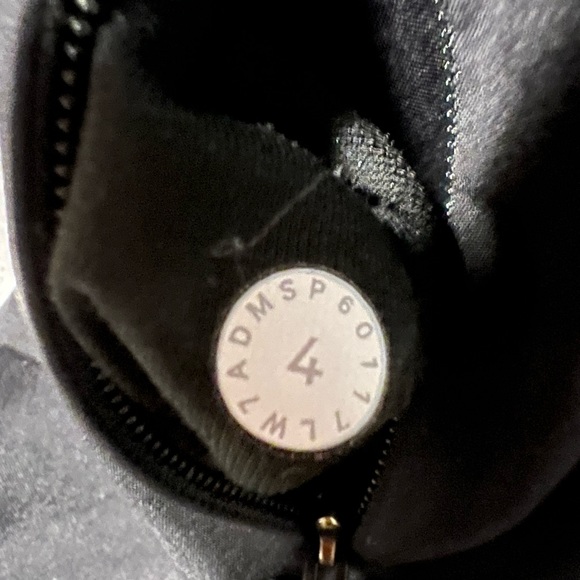 Lululemon Two With One Short (Reversible 3") - Picture 10 of 10